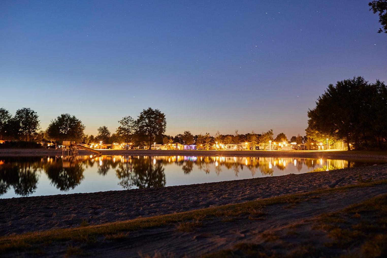 Estivo Premium Mobile Homes On Holidaypark Terspegelt Эрсел Экстерьер фото